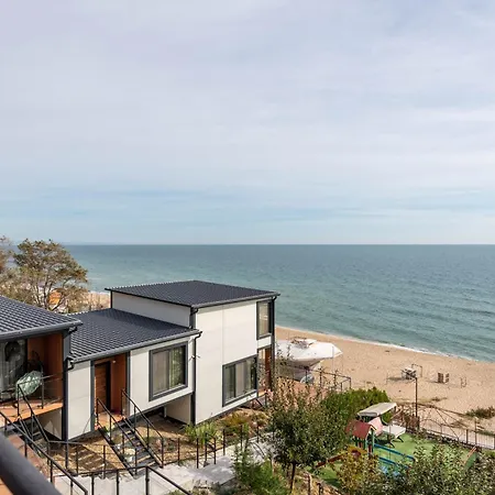 Paradise Sea View וארנה